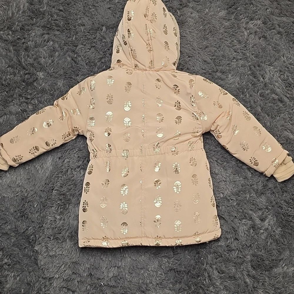 Nicole Miller-Tan Puffer Coat with Metallic Gold Flower Design. Size 5